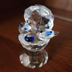 CRYSTAL WORLD ♡ Vintage Heavy Crystal Bird Bath with Two Precious Little Birds